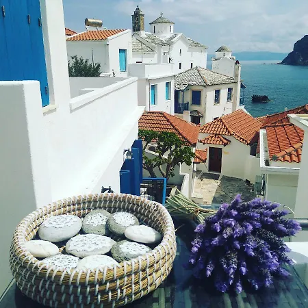 Thimisi * Skopelos Town